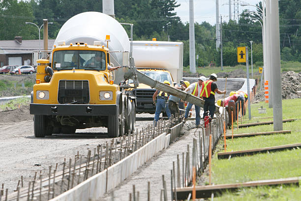Best Commercial Concrete Contractor  in Sunflower, MS